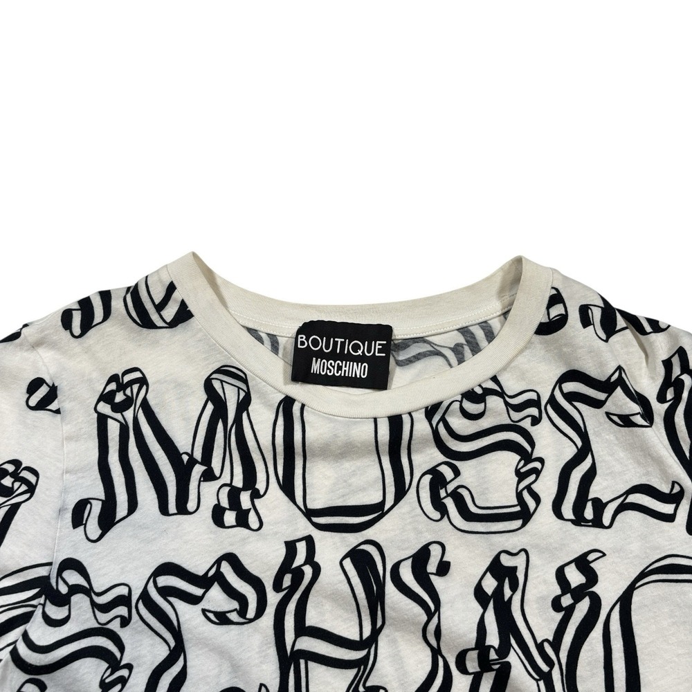 Moschino Boutique White Ribbon Logo All Over Tshirt‎ US 6 - Picture 2 of 8